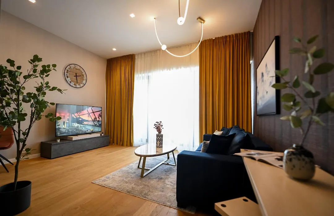 One Verdi Park Exclusive Apartments - Panoramic View & Private Parking-1